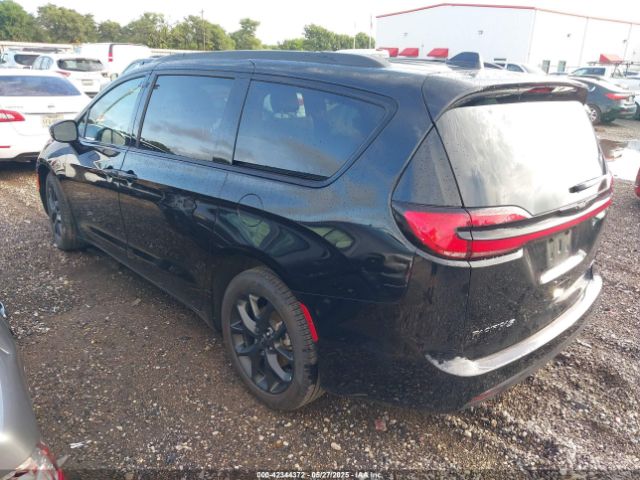 2025 CHRYSLER PACIFICA 2C4RC1GG3SR509449 Photo 2