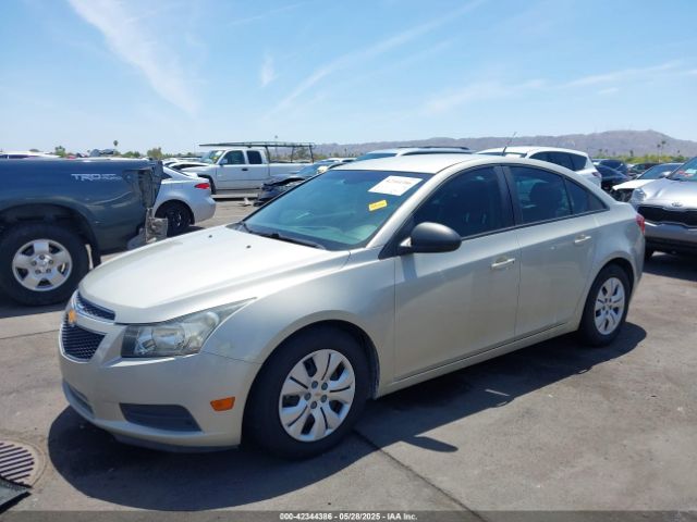 1G1PA5SH8E7440048 Chevrolet Cruze Ls Auto