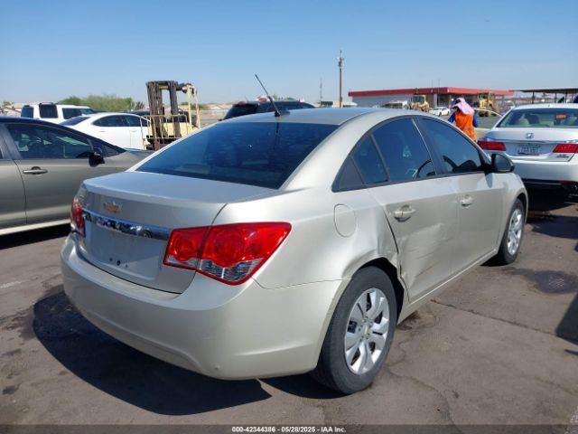 1G1PA5SH8E7440048 Chevrolet Cruze Ls Auto