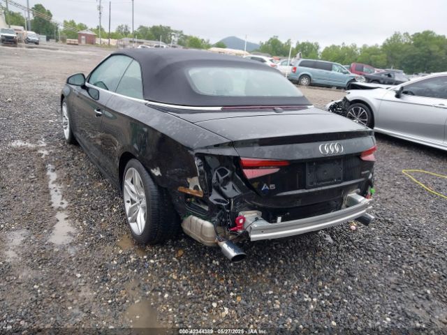 2019 AUDI A5 WAU2NGF51KN009346 Photo 2