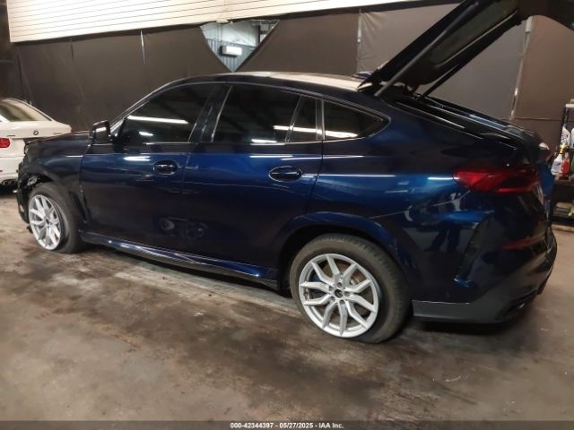 2022 BMW X6 5UXCY8C05N9J70601 Photo 2