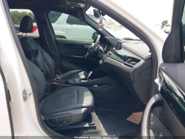 2021 BMW X1 WBXJG7C07M5T08833 Photo 4