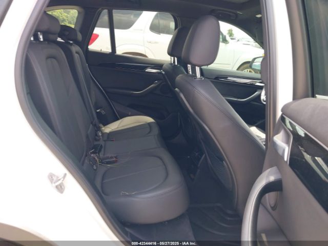 2021 BMW X1 WBXJG7C07M5T08833 Photo 7
