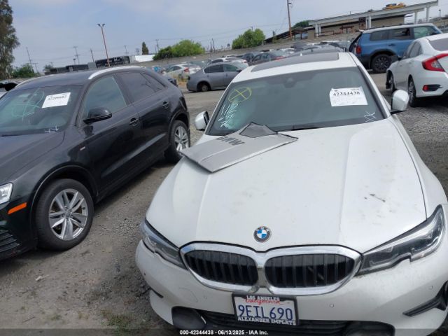 WBA5R1C56KFH28592 BMW 330I