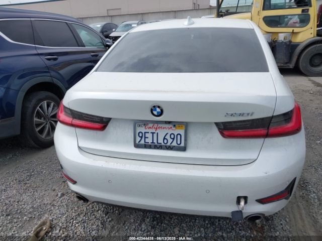 WBA5R1C56KFH28592 BMW 330I