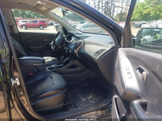 KM8JT3AF1FU099408 Hyundai TUCSON GLS
