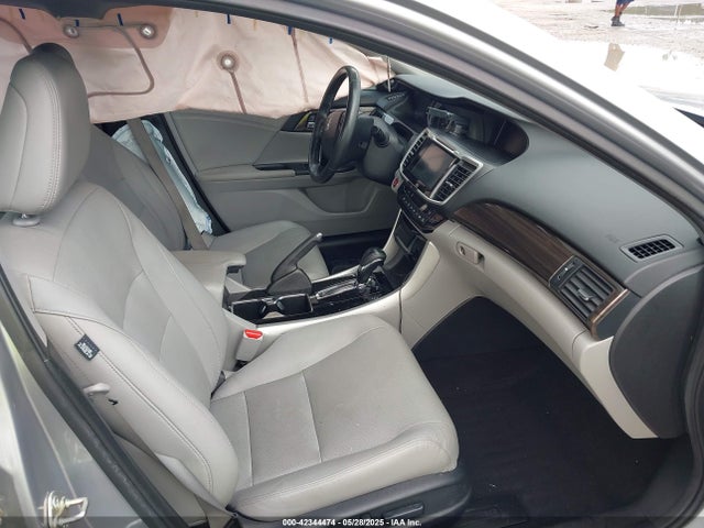 1HGCR2F89HA171767 Honda k24w1