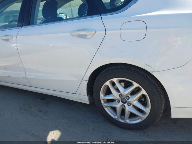 3FA6P0HD1ER164772 Ford FUSION SE