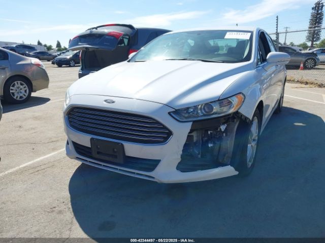 3FA6P0HD1ER164772 Ford FUSION SE