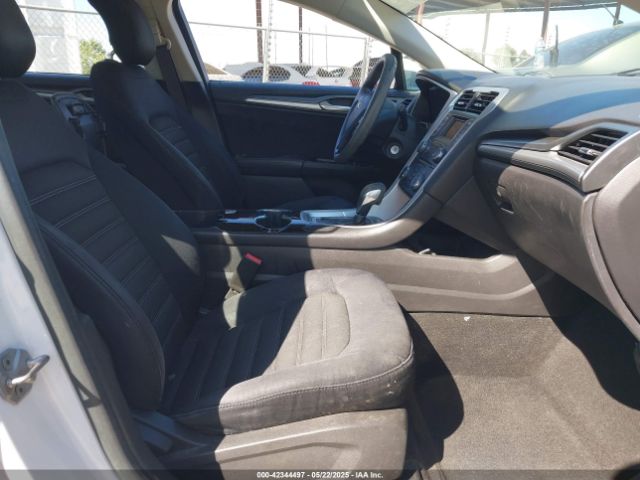 3FA6P0HD1ER164772 Ford FUSION SE