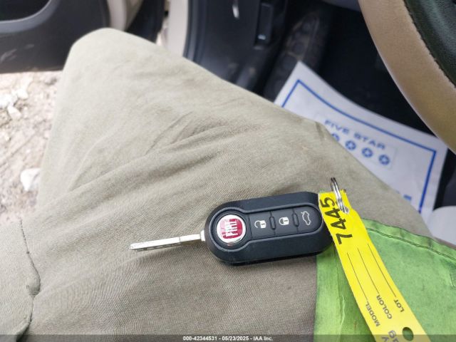 2017 FIAT 500L ZFBCFADH0HZ038730 Photo 10