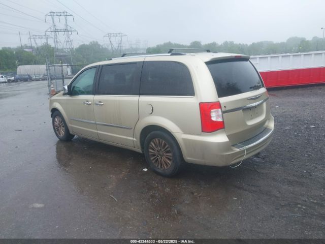 2011 CHRYSLER TOWN & COUNTRY 2A4RR6DG0BR655303 Photo 2