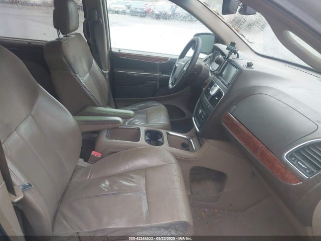 2011 CHRYSLER TOWN & COUNTRY 2A4RR6DG0BR655303 Photo 4