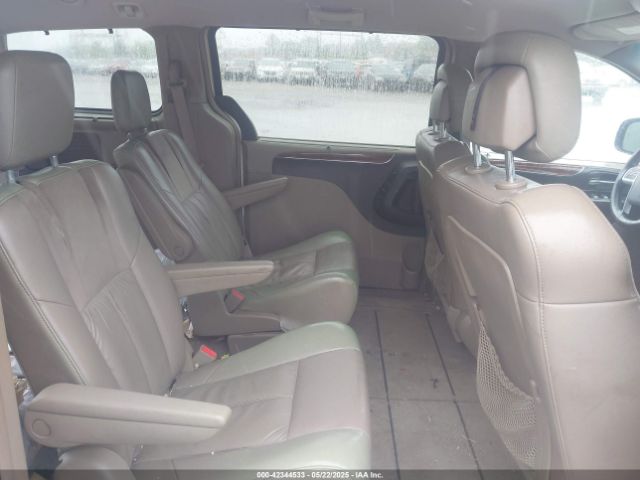 2011 CHRYSLER TOWN & COUNTRY 2A4RR6DG0BR655303 Photo 7