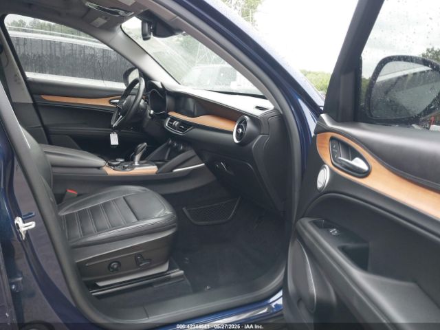 2019 ALFA ROMEO STELVIO ZASPAKBN9K7C30492 Photo 4
