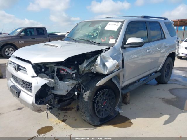 2021 TOYOTA 4RUNNER JTEPU5JR2M5889613 Photo 1