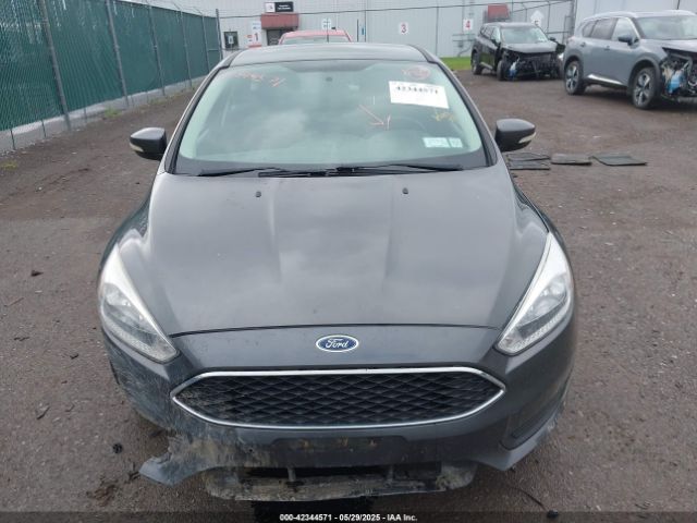 1FADP3K20FL379012 Ford FOCUS SE
