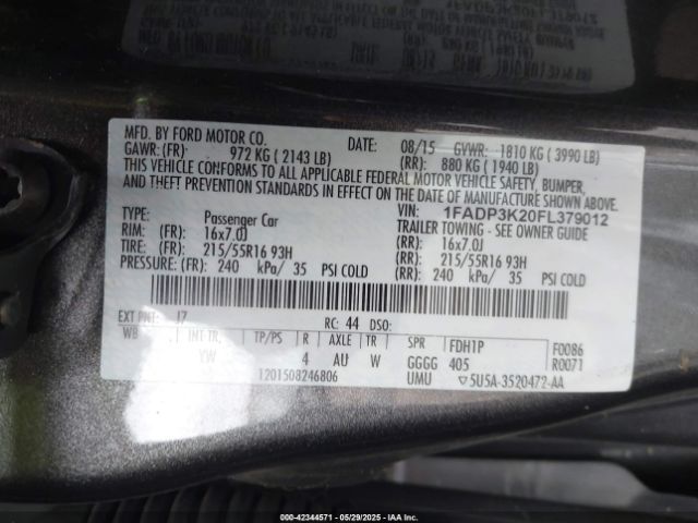 1FADP3K20FL379012 Ford FOCUS SE