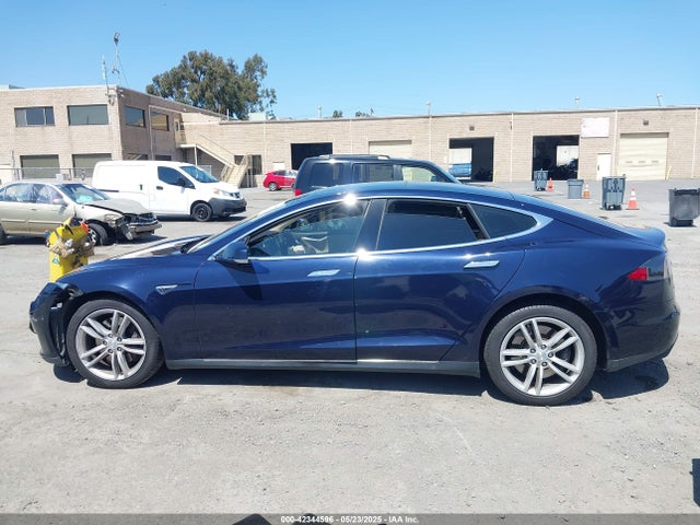 Tesla Model S P85 2014 5YJSA1H12EFP46760 Image 14