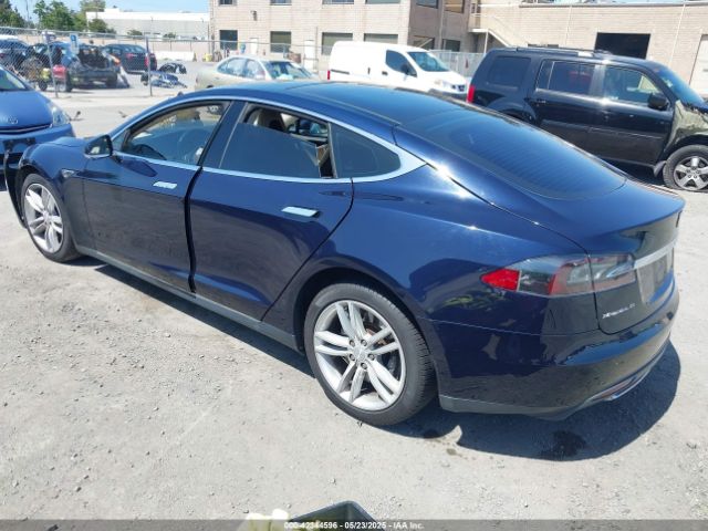 2014 TESLA MODEL S 5YJSA1H12EFP46760 Photo 2
