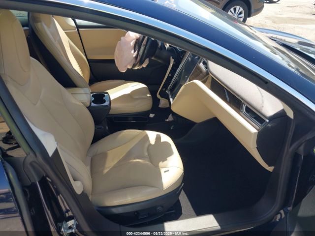 2014 TESLA MODEL S 5YJSA1H12EFP46760 Photo 4