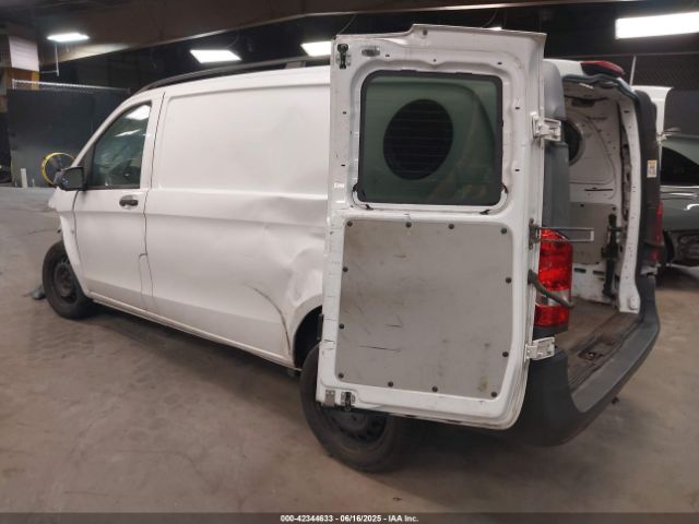 2016 MERCEDES-BENZ METRIS WD3PG2EA4G3104470 Photo 2