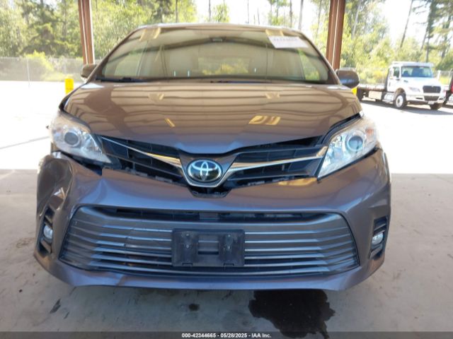 5TDDZ3DC0KS223202 Toyota Sienna Xle Premium 7 Passenger
