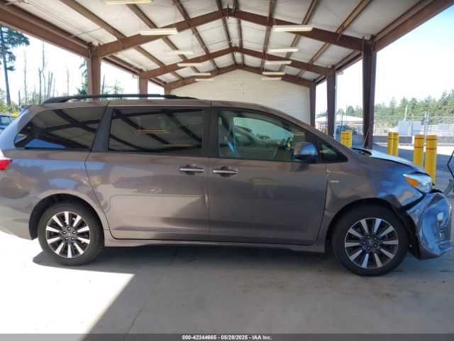 5TDDZ3DC0KS223202 Toyota Sienna Xle Premium 7 Passenger