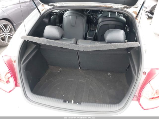 KMHTC6AE7GU292777 Hyundai Veloster Turbo