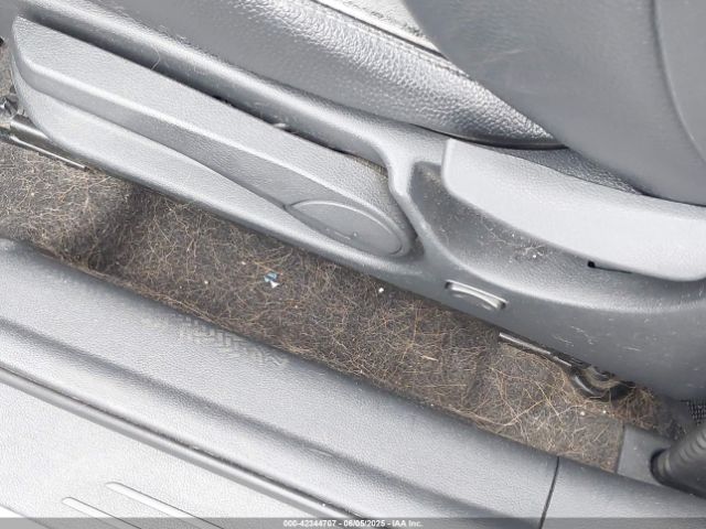 KMHTC6AE7GU292777 Hyundai Veloster Turbo