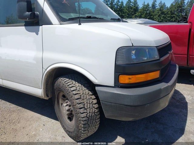 1GCZGGFPXK1175045 Chevrolet Express 3500 Work Van