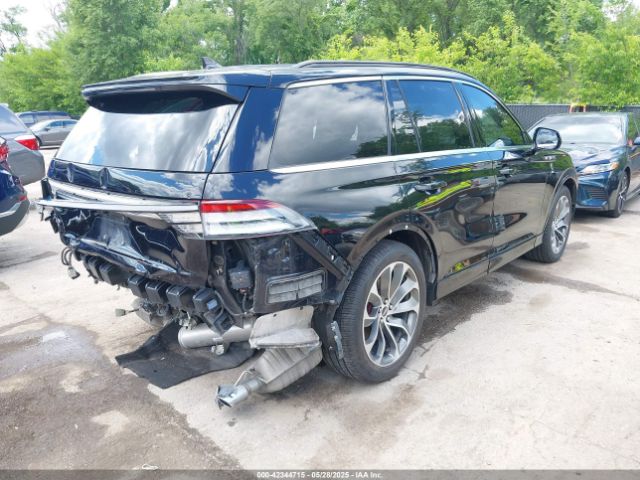 2020 LINCOLN AVIATOR 5LMYJ8XY2LGL35999 Photo 3