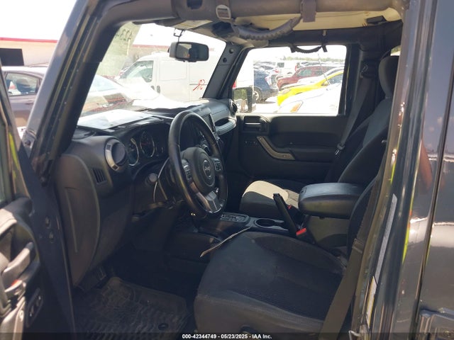 1C4BJWDG2HL693132 Jeep Wrangler Unlimited Big Bear 4x4