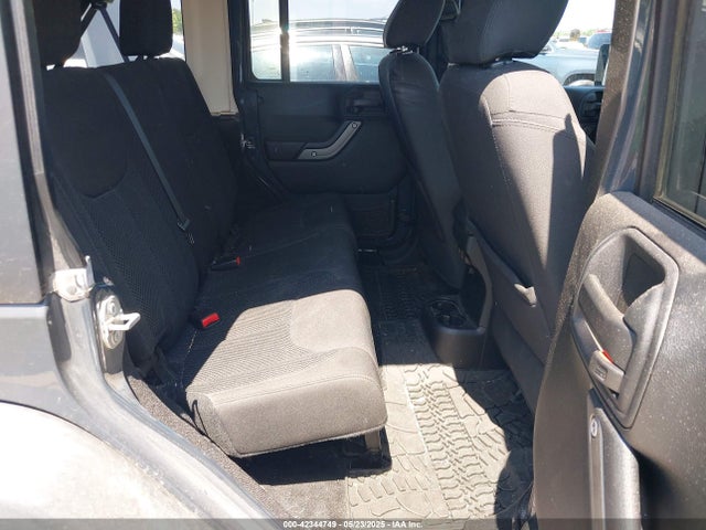 1C4BJWDG2HL693132 Jeep Wrangler Unlimited Big Bear 4x4