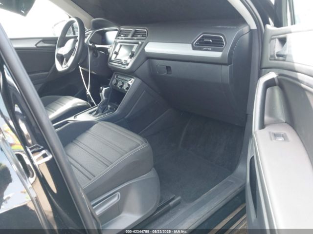 2024 VOLKSWAGEN TIGUAN 3VVRB7AX0RM055422 Photo 4