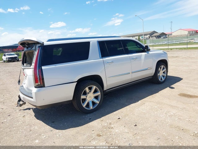 2017 CADILLAC ESCALADE ESV 1GYS4JKJXHR137702 Photo 3