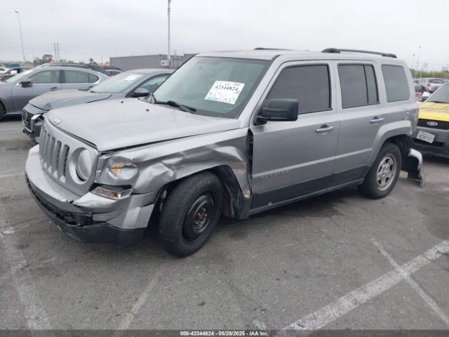 1C4NJRBBXGD691935 Jeep 2016