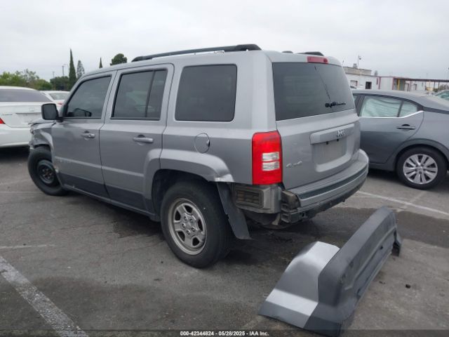 1C4NJRBBXGD691935 Jeep 2016