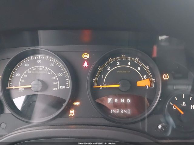 1C4NJRBBXGD691935 Jeep 2016
