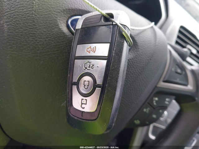 42344827 :رقم المزاد ، 3FA6P0HD2LR136072 vin ، 2020 Ford Fusion Se مزاد بيع