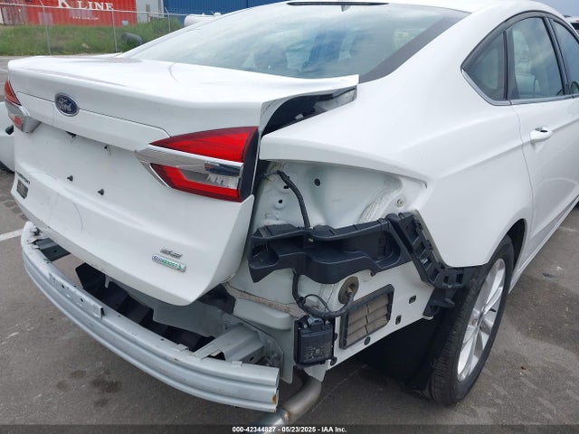 42344827 :رقم المزاد ، 3FA6P0HD2LR136072 vin ، 2020 Ford Fusion Se مزاد بيع