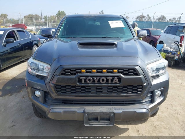 3TMAZ5CN2HM047103 Toyota Tacoma Trd Sport
