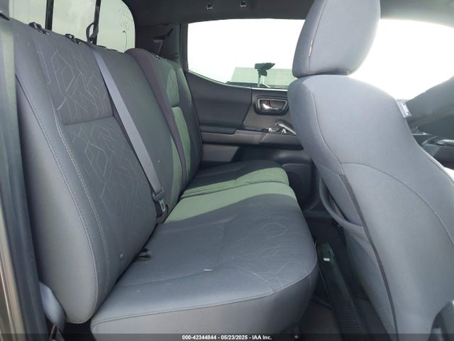 3TMAZ5CN2HM047103 Toyota Tacoma Trd Sport