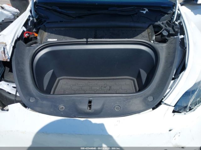 2023 TESLA MODEL Y 7SAYGAEE1PF637017 Photo 9