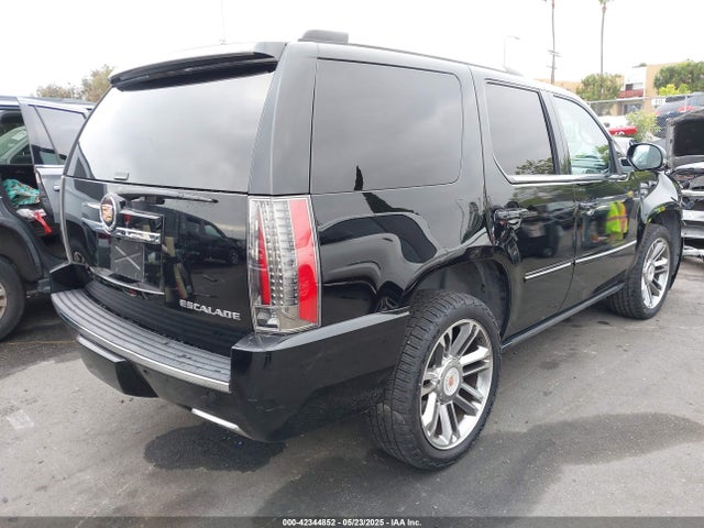 2013 CADILLAC ESCALADE 1GYS3CEF2DR105133 Photo 3