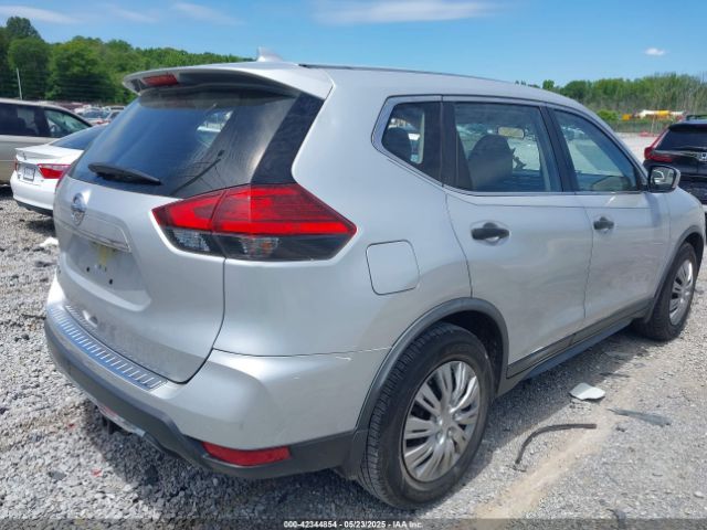 2017 NISSAN ROGUE JN8AT2MT1HW402246 Photo 3