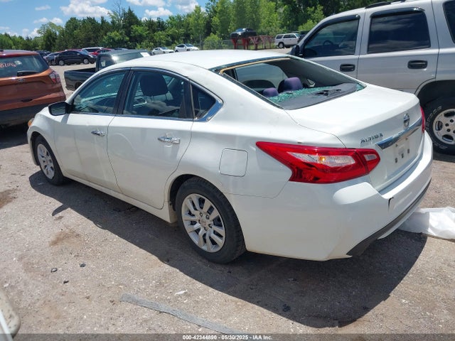 1N4AL3AP5GC244671 Nissan 2016