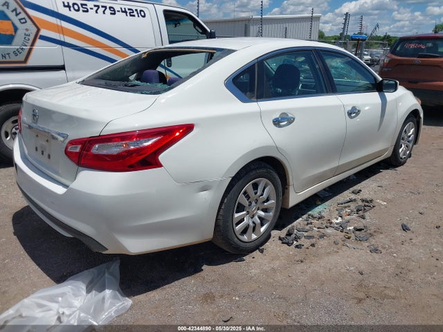 1N4AL3AP5GC244671 Nissan 2016