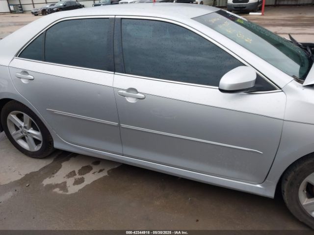 4T1BF1FK4EU735811 Toyota Camry