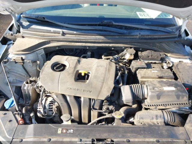 2019 HYUNDAI ELANTRA KMHD84LFXKU746190 Photo 9